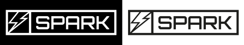 Schwarz-wei&szlig;es Logo mit rechteckigem Rahmen: Links ein stilisierter Blitz in einem Quadrat, rechts daneben der Schriftzug &bdquo;SPARK&ldquo; in gro&szlig;en, fetten Gro&szlig;buchstaben.